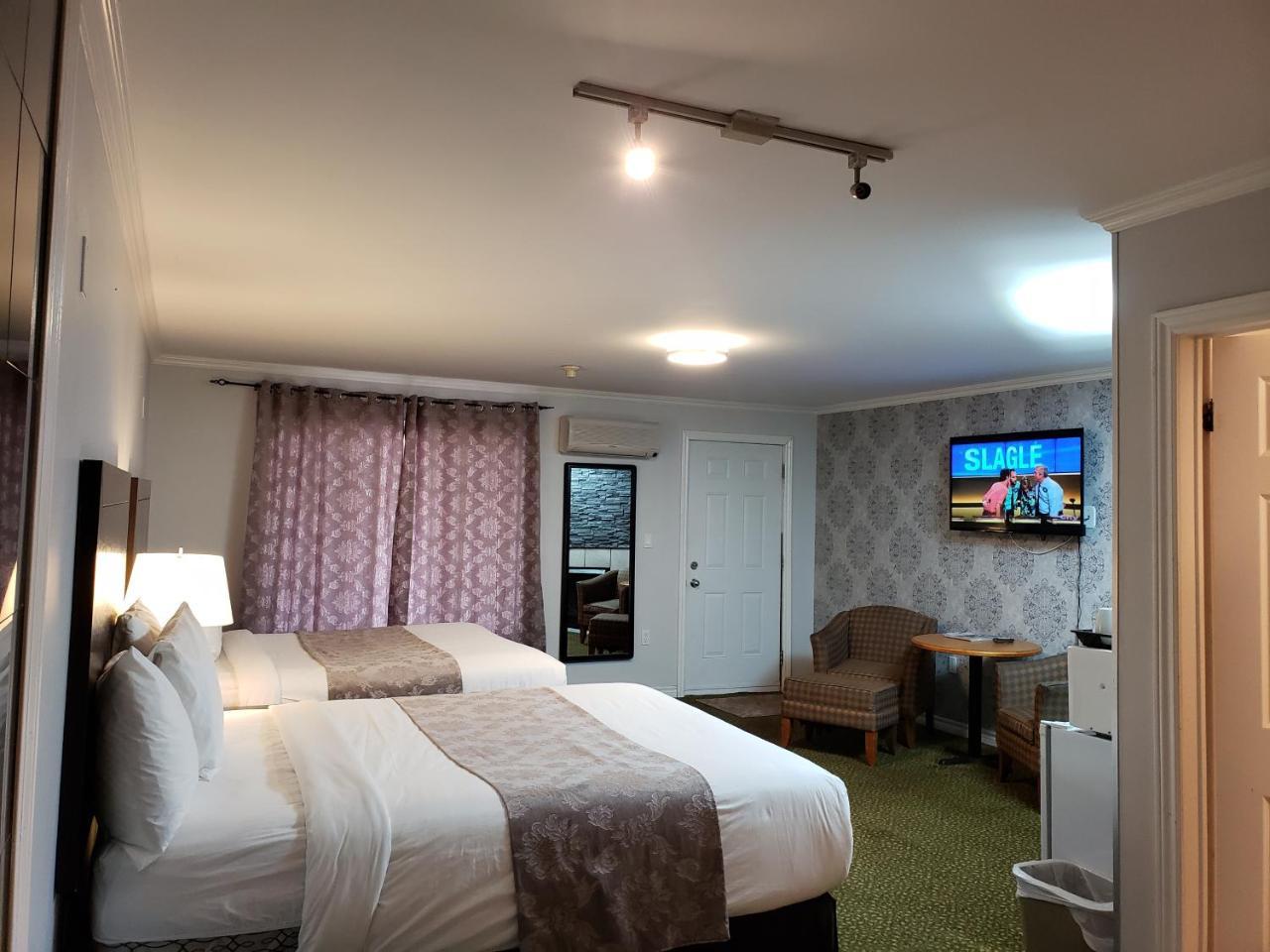 Regency Inn & Suites Κορνουάλη Εξωτερικό φωτογραφία